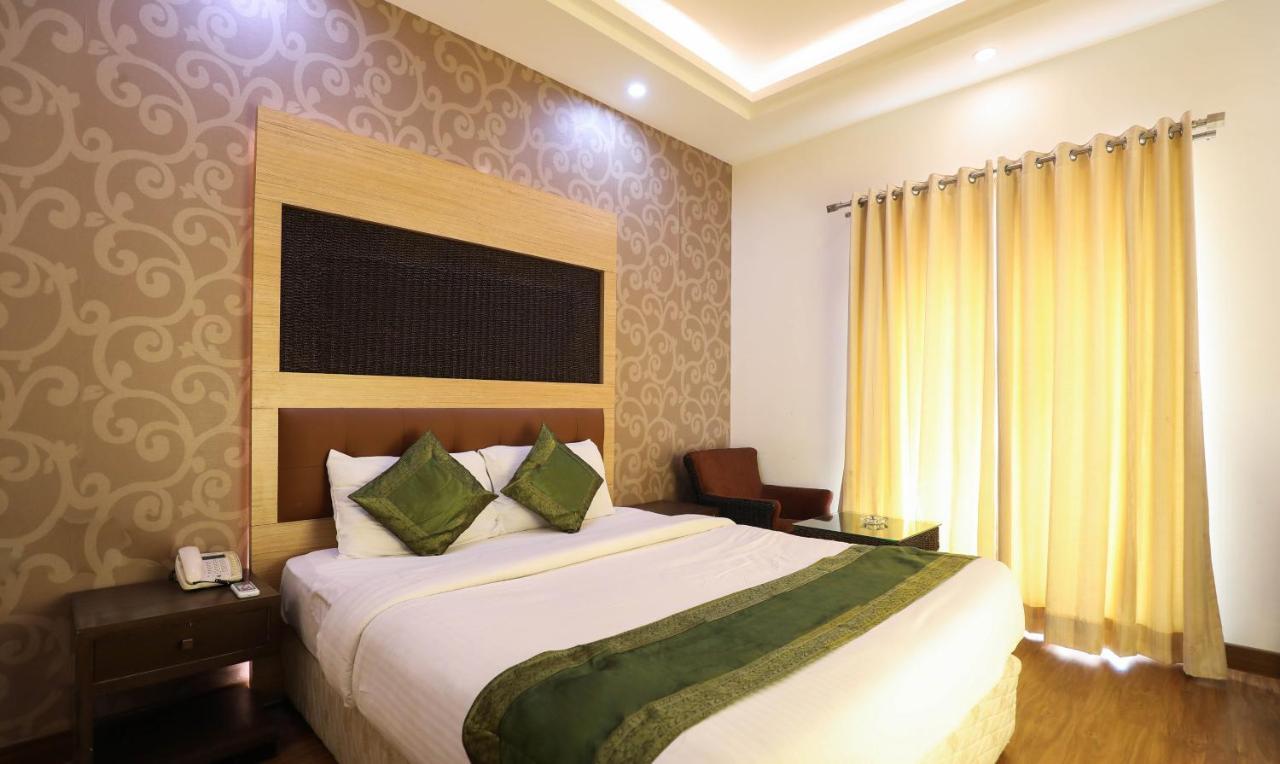 Treebo Trend White Mg Hotel Bangalore Ngoại thất bức ảnh