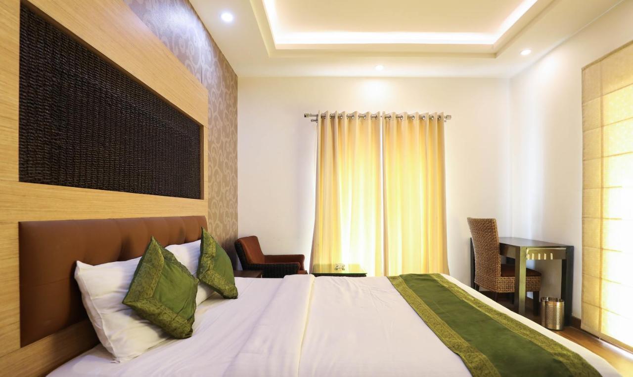 Treebo Trend White Mg Hotel Bangalore Ngoại thất bức ảnh