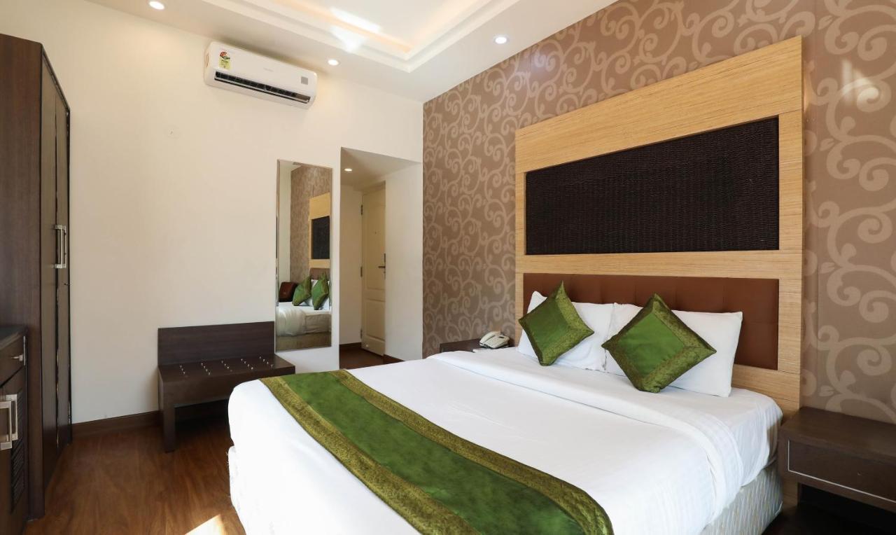 Treebo Trend White Mg Hotel Bangalore Ngoại thất bức ảnh